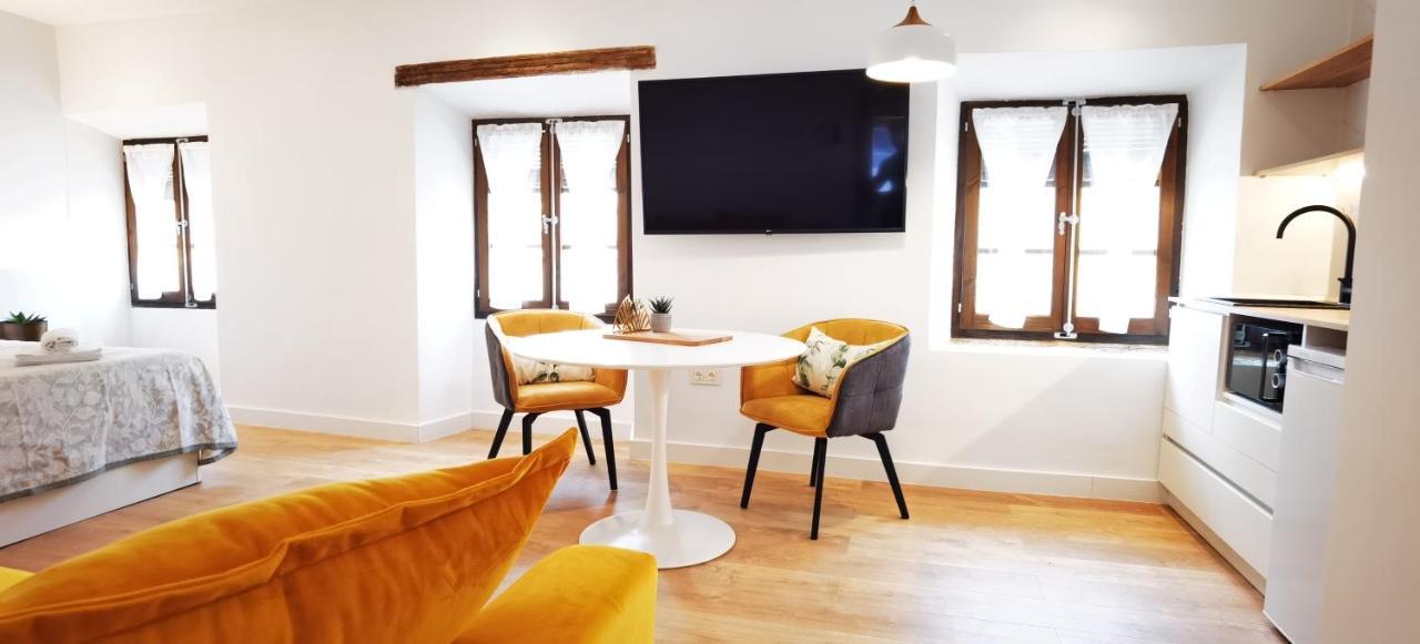 Manzano Palace. Habitaciones Y Suites 30 M2 En La Plaza Mayor Almagro Exterior photo