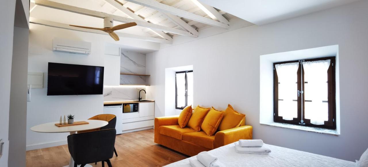 Manzano Palace. Habitaciones Y Suites 30 M2 En La Plaza Mayor Almagro Exterior photo