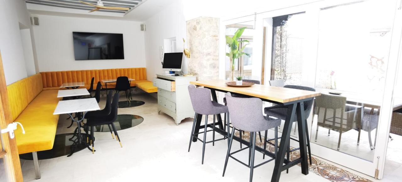 Manzano Palace. Habitaciones Y Suites 30 M2 En La Plaza Mayor Almagro Exterior photo